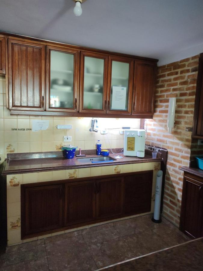 Aloha Hostel Кабу-Фриу Экстерьер фото